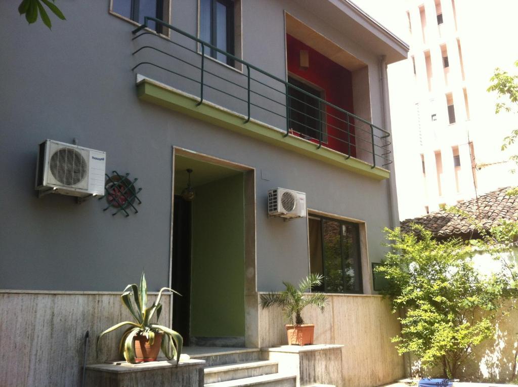 Trip'N'Hostel Tirana Eksteriør billede
