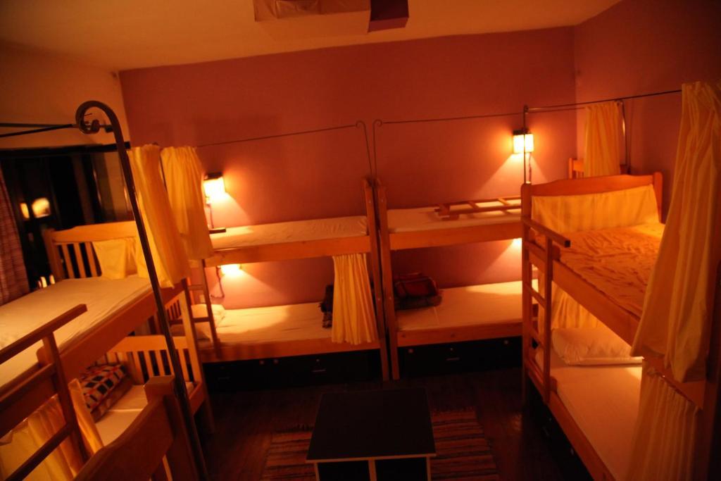 Trip'N'Hostel Tirana Værelse billede