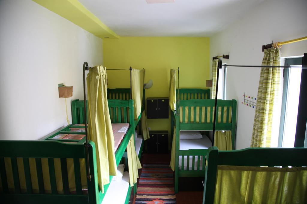Trip'N'Hostel Tirana Værelse billede